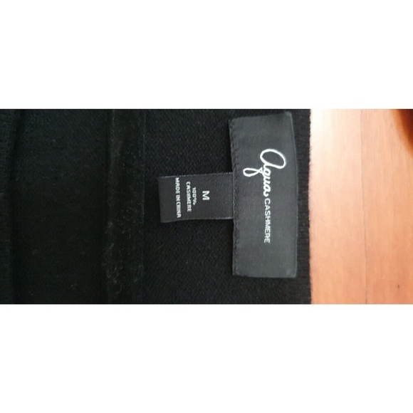 Aqua 100% Cashmere short tie sleeve cold shoulder tunic sweater in black Size M - Picture 7 of 11